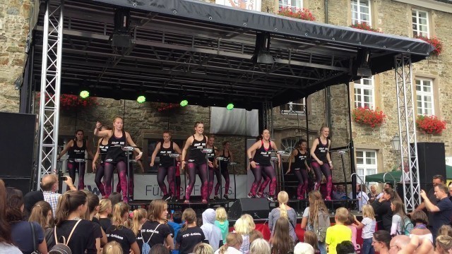 'Jumping Fitness Stadtfest Hückeswagen 2018'