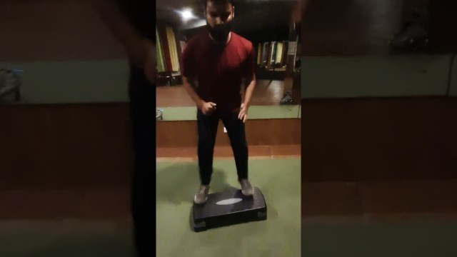 'Jumping exercise mjja aa gya bhai#viral #gym#motivational#best'