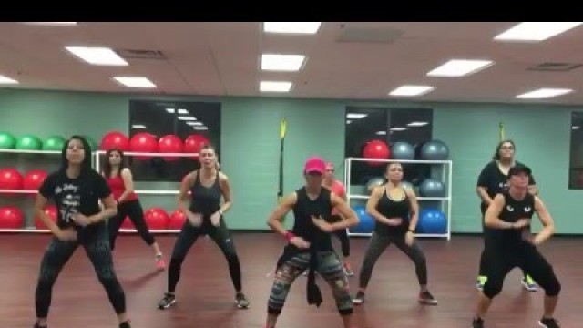 '\"Step it Up\" (DJ Francis) Dance Fitness Warm-Up'