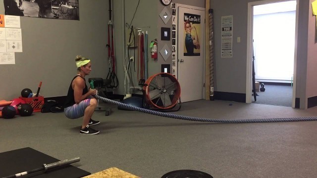 'Rope Staggered Squat Progression | Rippel Effect Fitness'