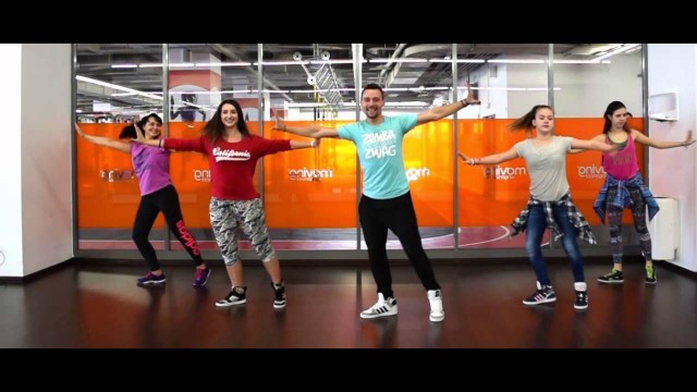 'Desde Esa Noche - Thalia ft. Maluma - ZIN 63 - Zumba fitness choreo by Claudiu Gutu'